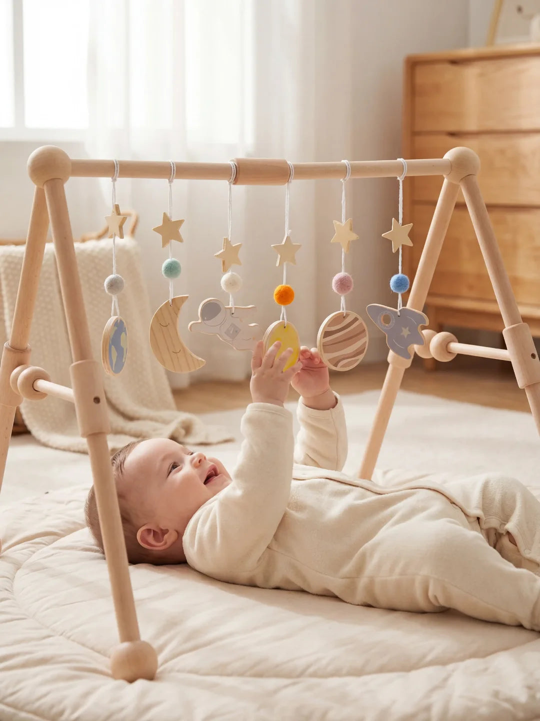 Arche d'éveil en bois clair