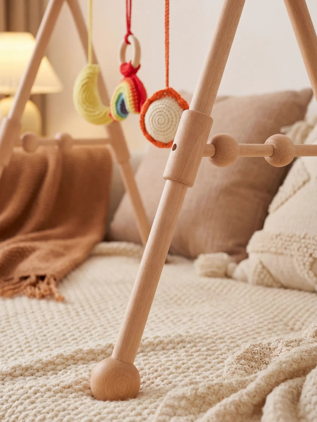 Arche d'éveil en bois clair