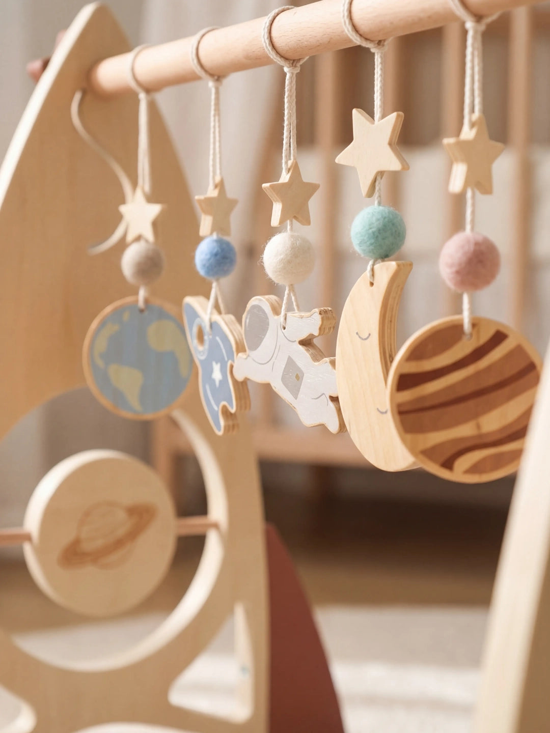 Arche d'éveil en bois - Fusée