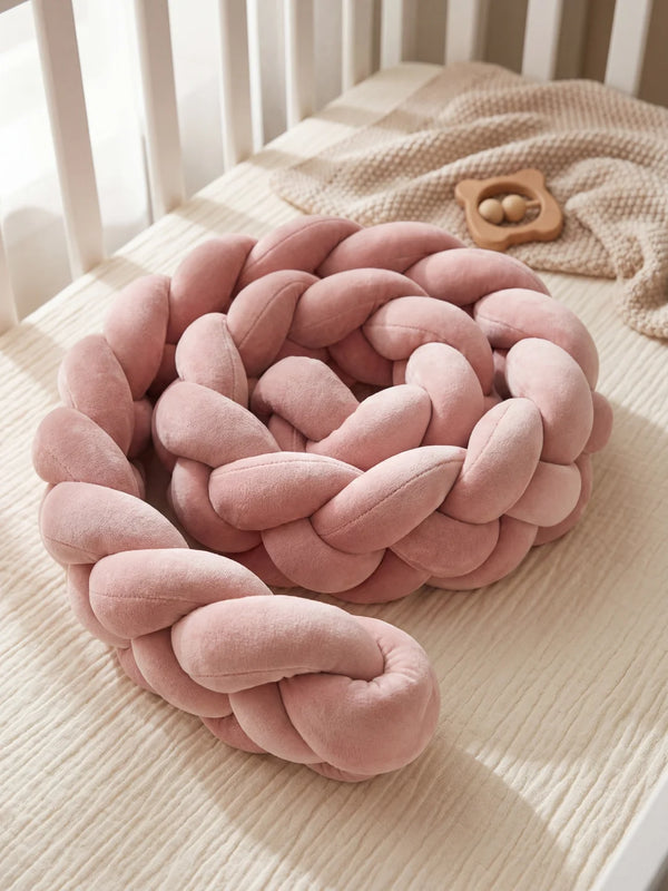 Tresse 4 brins unie, Caramel, en velours, pour la chambre de bébé